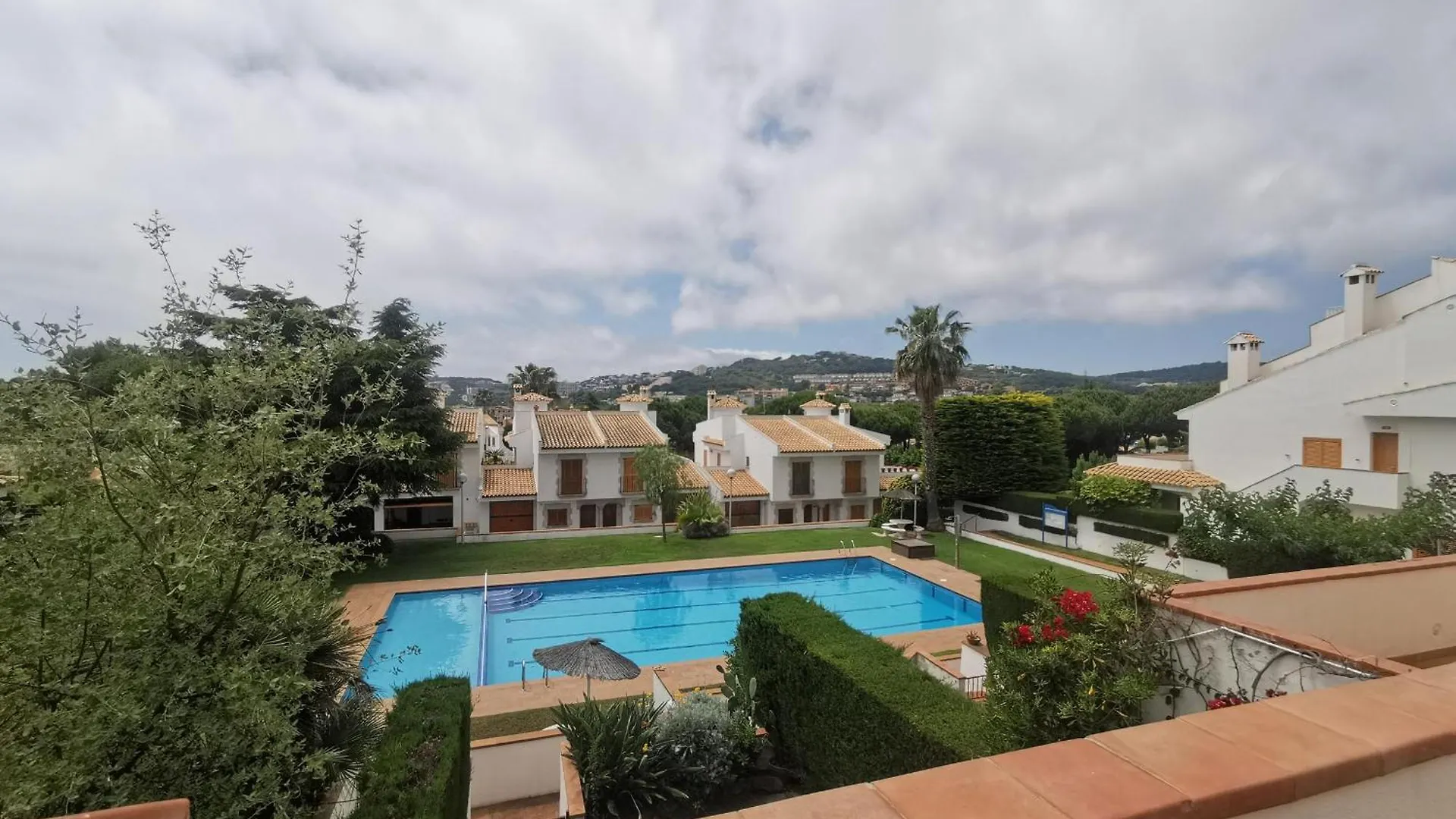 Fantastico Apartamento En S'Agaro Con Terraza, Piscina Y Tenis, A 200M De La Playa - Es-209-41 0*,  Španělsko